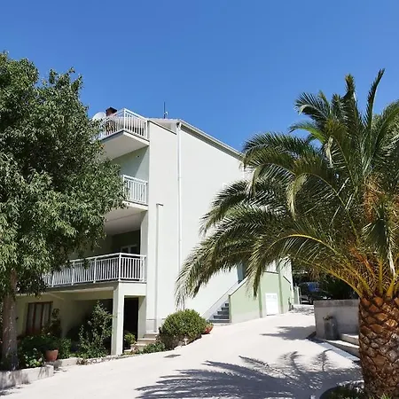 Apartment Family Beros Friendly Place *