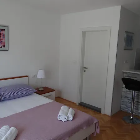 Apartment Family Beros Friendly Place *